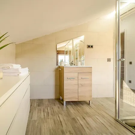 4 Bedroom Gorgeous In Feriehus